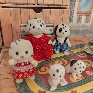 Calico Critters Dalmatians Family Dogs & Puppies 5